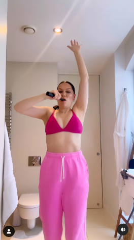 Jessie J vidéo Barbie